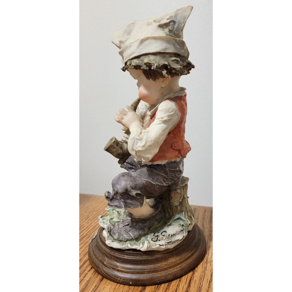 Giuseppe Armani “Gullivers World" Boy With Saxophone Horn Figurine 8.5 Inches - Picture 2 of 14